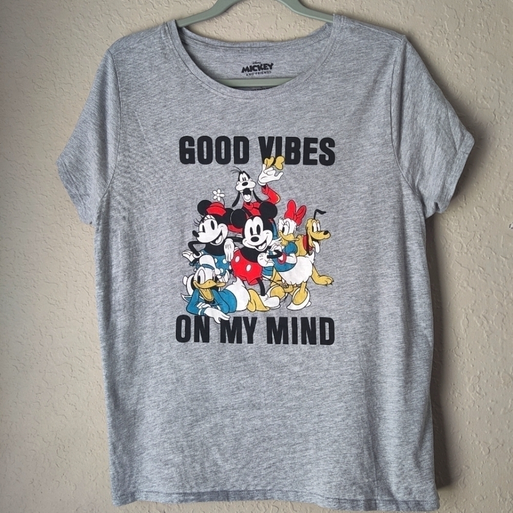 Disney Mickey And Friends T-shirt Top Size L
